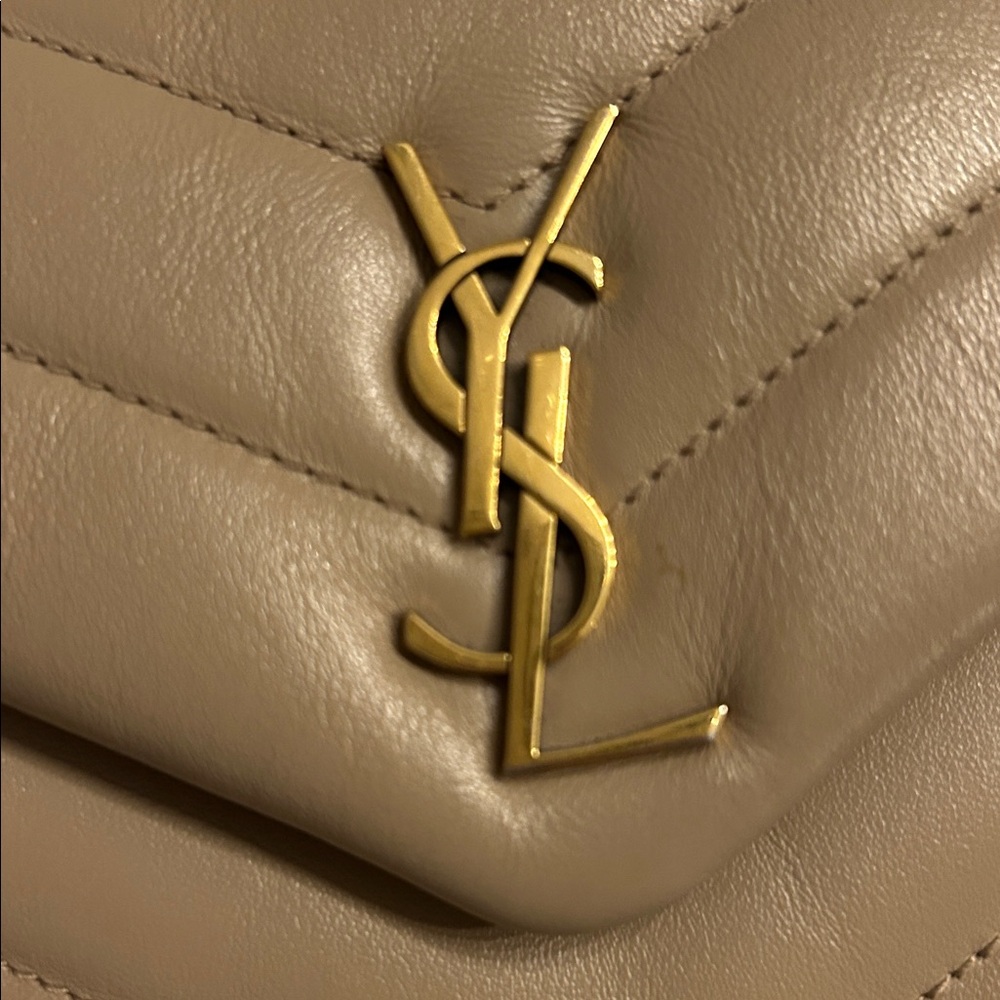 Yves Saint Laurent Beige Quilted Crossbody Bag - Picture 7 of 8